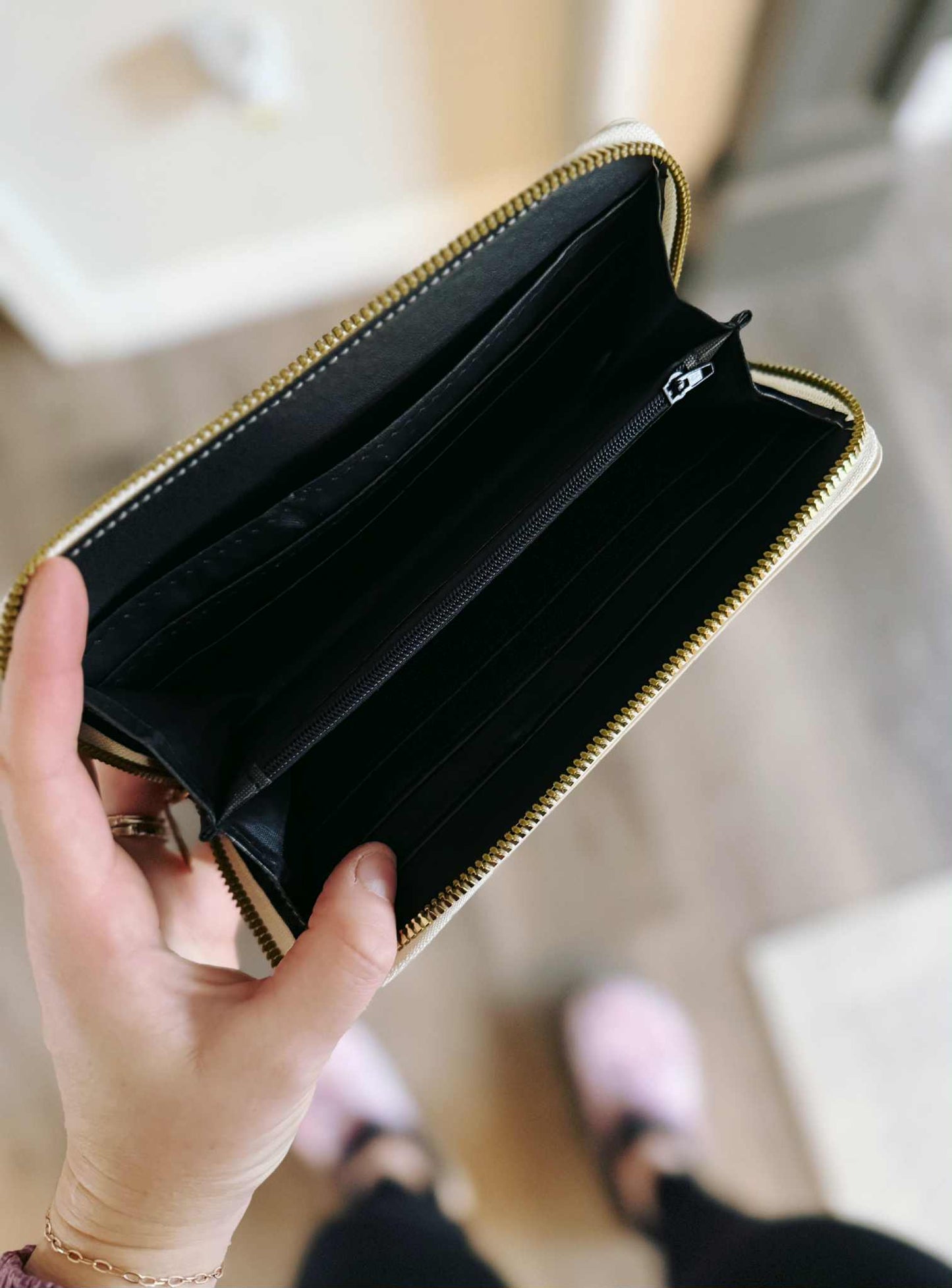 unique-id-63c7594c-370b-46a0-af98-5d4f85f19f40