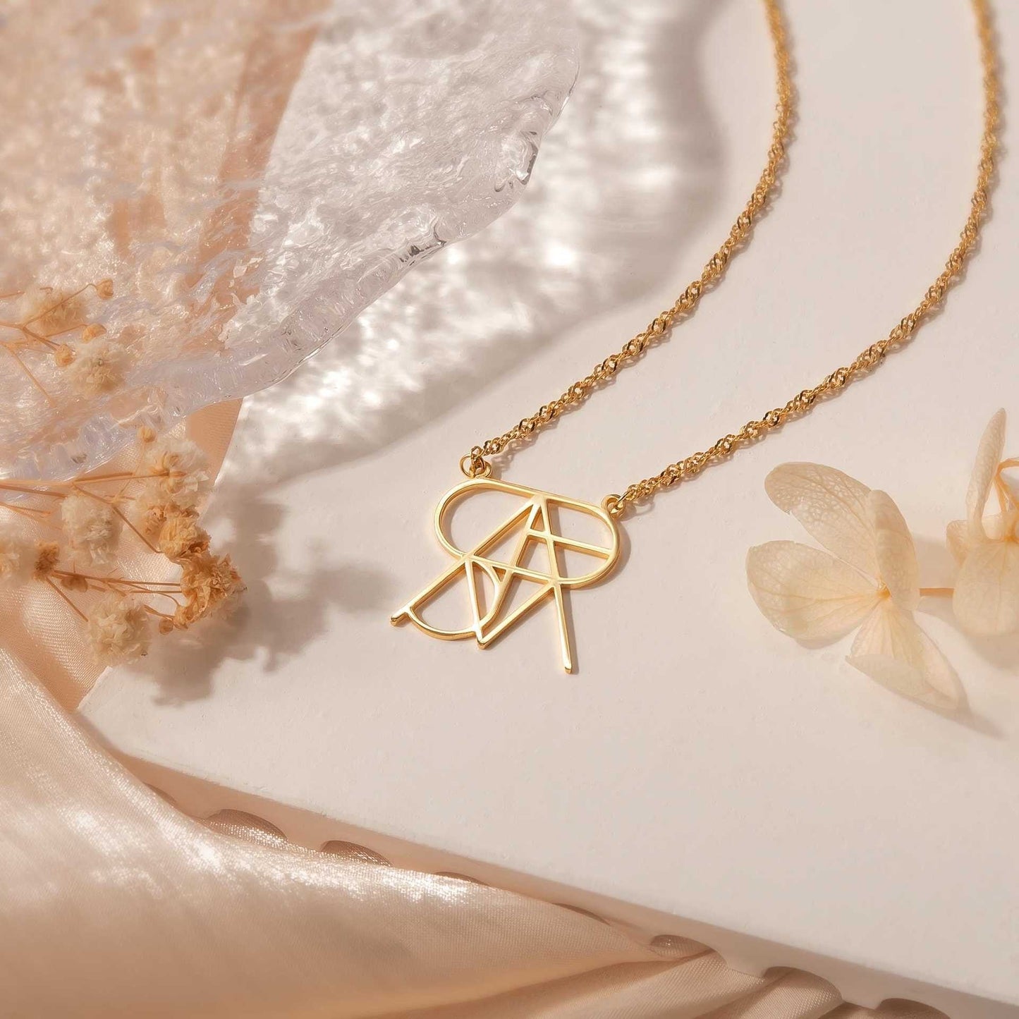 unique-id-69105909-5413-4f04-b785-eeff880fb439